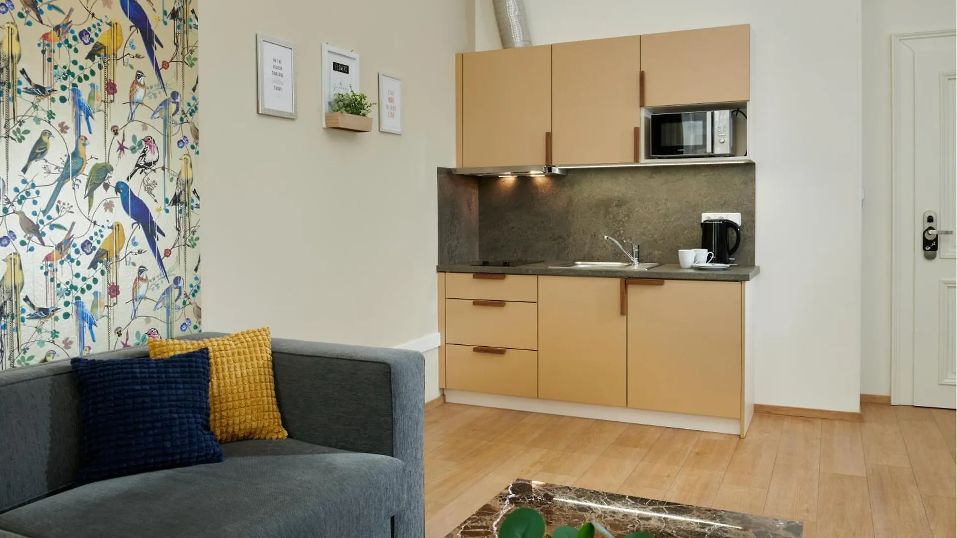 City Nest Apartments By Adrez Prague